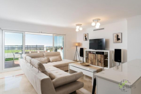 Amazing New apt.-3 rooms-6 pools-Spa 601